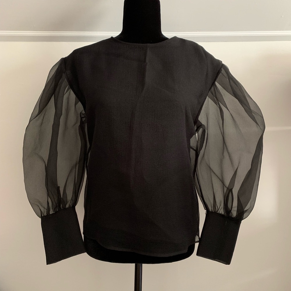H&M puff-sleeve top